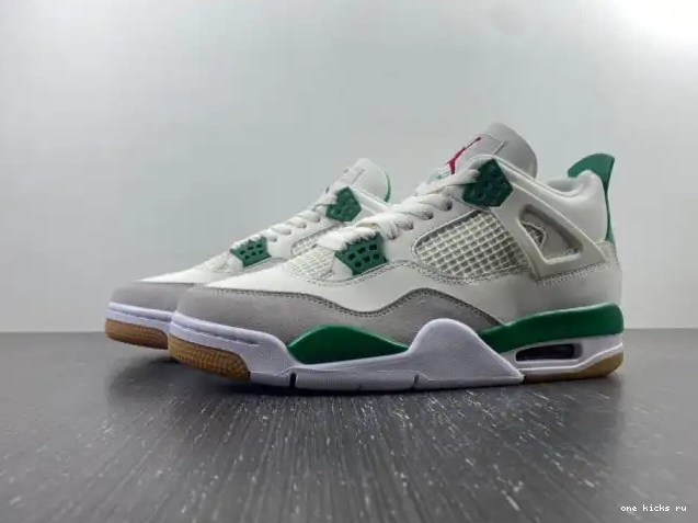 Chep Onekick 4 SB Pine Jordan Nike Air DR5415-103 x Green 0423